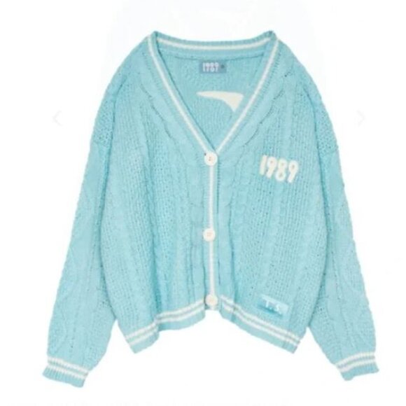 Taylor Swift 1989 Taylor's Version Cardigan Sweater BNIP Extra Small/Small - Picture 4 of 7